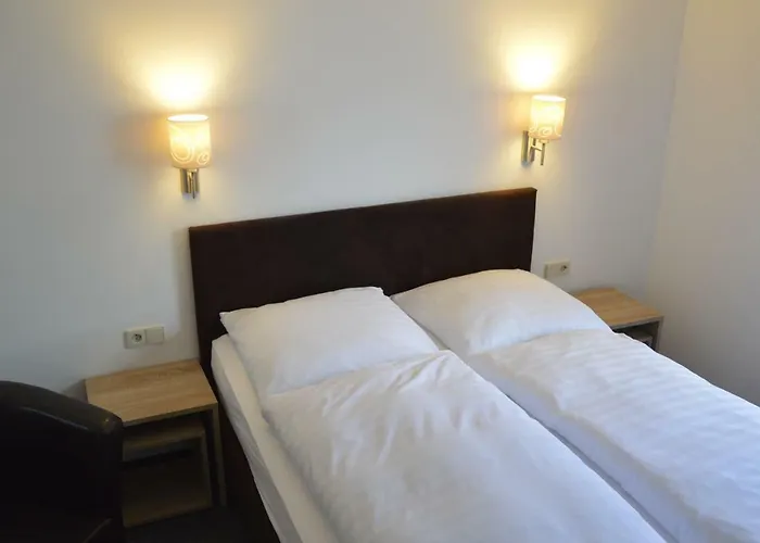 Gasthuis Gaestehaus Faessle Weinstadt